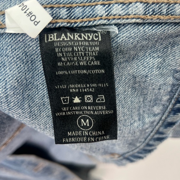 Blank NYC Traffic Jam Light Wash Raw Hem Denim Jacket Frayed M Medium - Picture 10 of 10